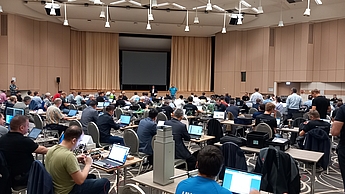 Full house at the IO-Link Interop Workshop 2025 in Bad Soden: Almost 125 participants from around 60 companies took advantage of the opportunity to test, network, and exchange ideas.
