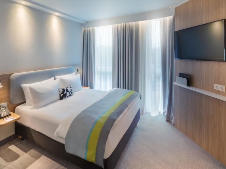 holiday-inn-express-erlangen-6190109722-4x3__1_.jpg